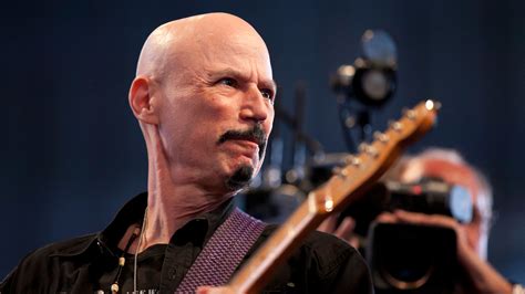 bob kulick personal life.